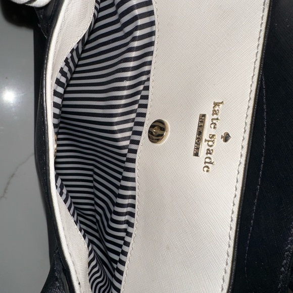 Kate Spade Leather Black & White Purse - Picture 6 of 13